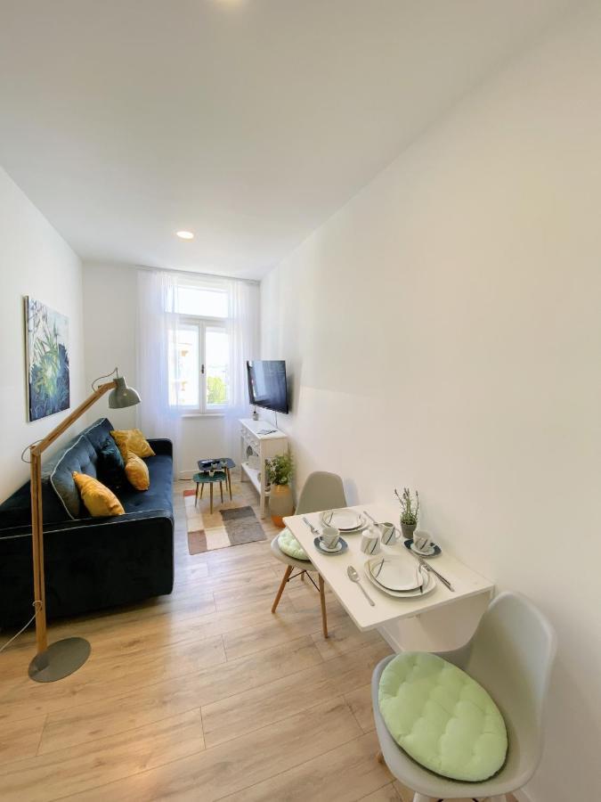 Appartement New Stylish & Modern Studio Apart - With Sea View à Pula Extérieur photo