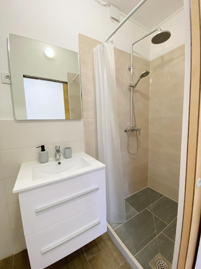 Appartement New Stylish & Modern Studio Apart - With Sea View à Pula Extérieur photo