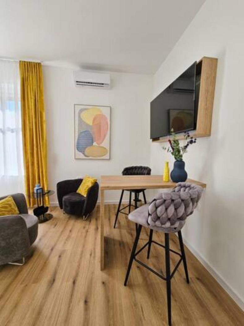Appartement New Stylish & Modern Studio Apart - With Sea View à Pula Extérieur photo